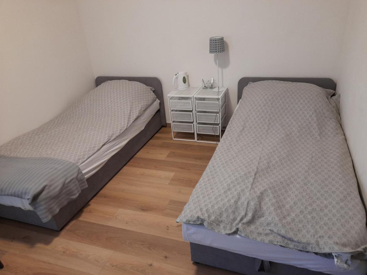 Osrodek Wypoczynkowy Sum Hotel Bialokosz Стая снимка