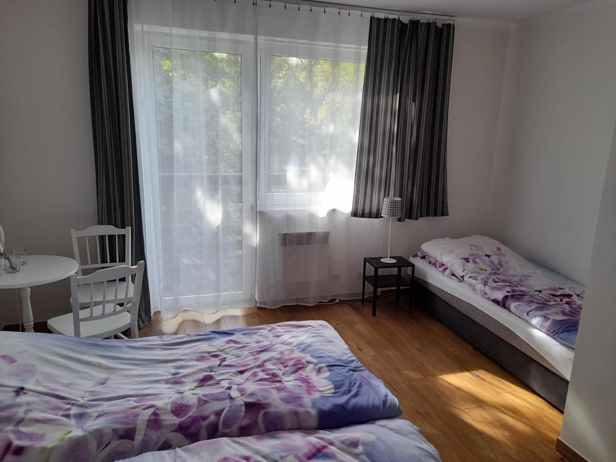 Osrodek Wypoczynkowy Sum Hotel Bialokosz Стая снимка